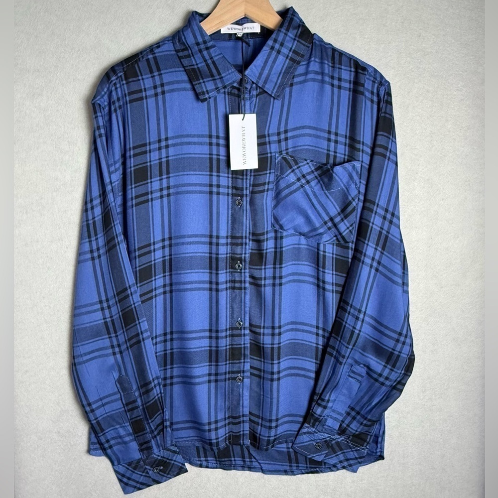 WeWoreWhat Womenโs Boyfriend Plaid Button Up Shirt in Black and Blue Relaxed Fit